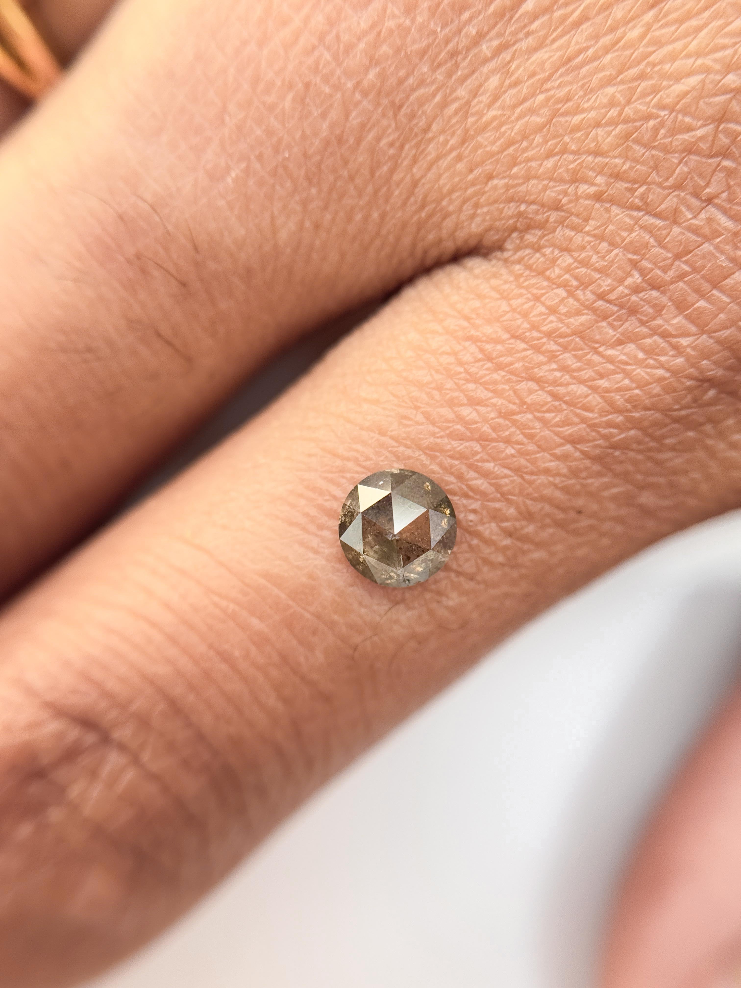 0.54 Ct Round Rose Cut Grey Natural Salt and Pepper Diamond