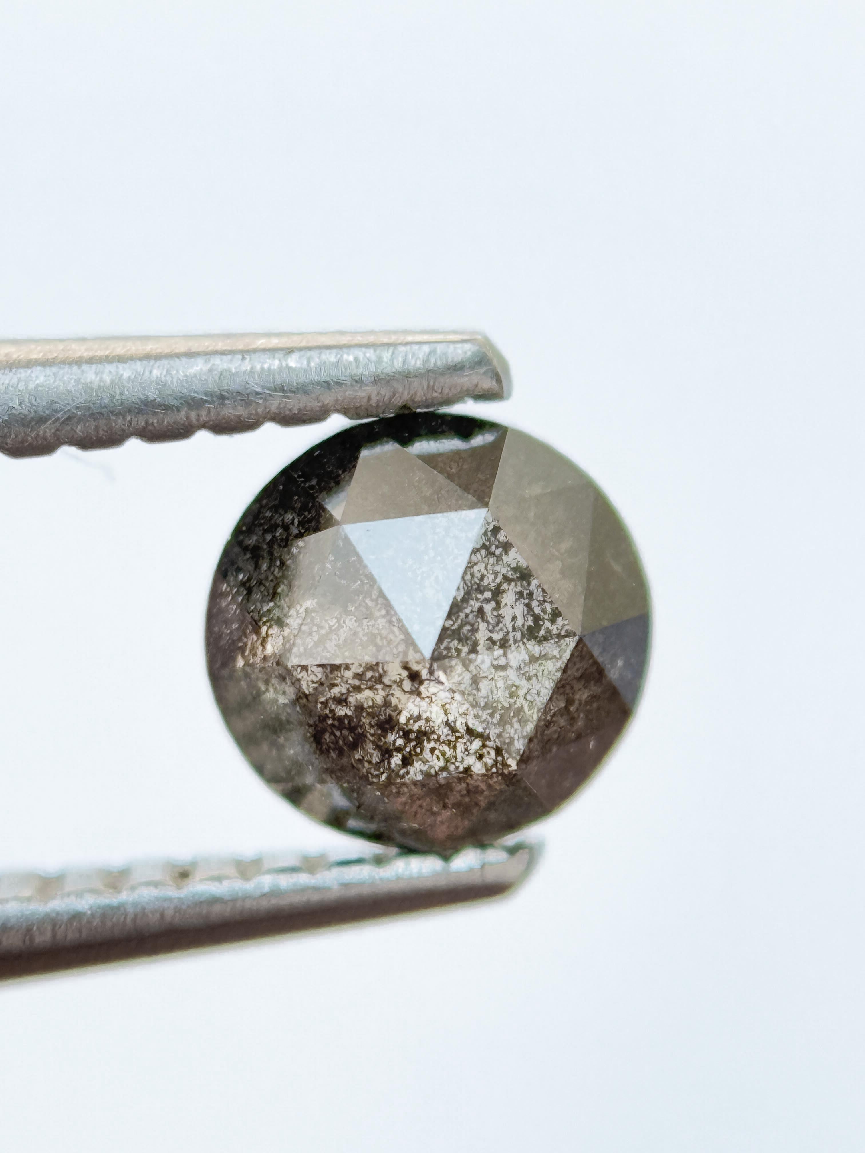 0.68 Ct Round Rose Cut Grey Natural Fancy Diamond