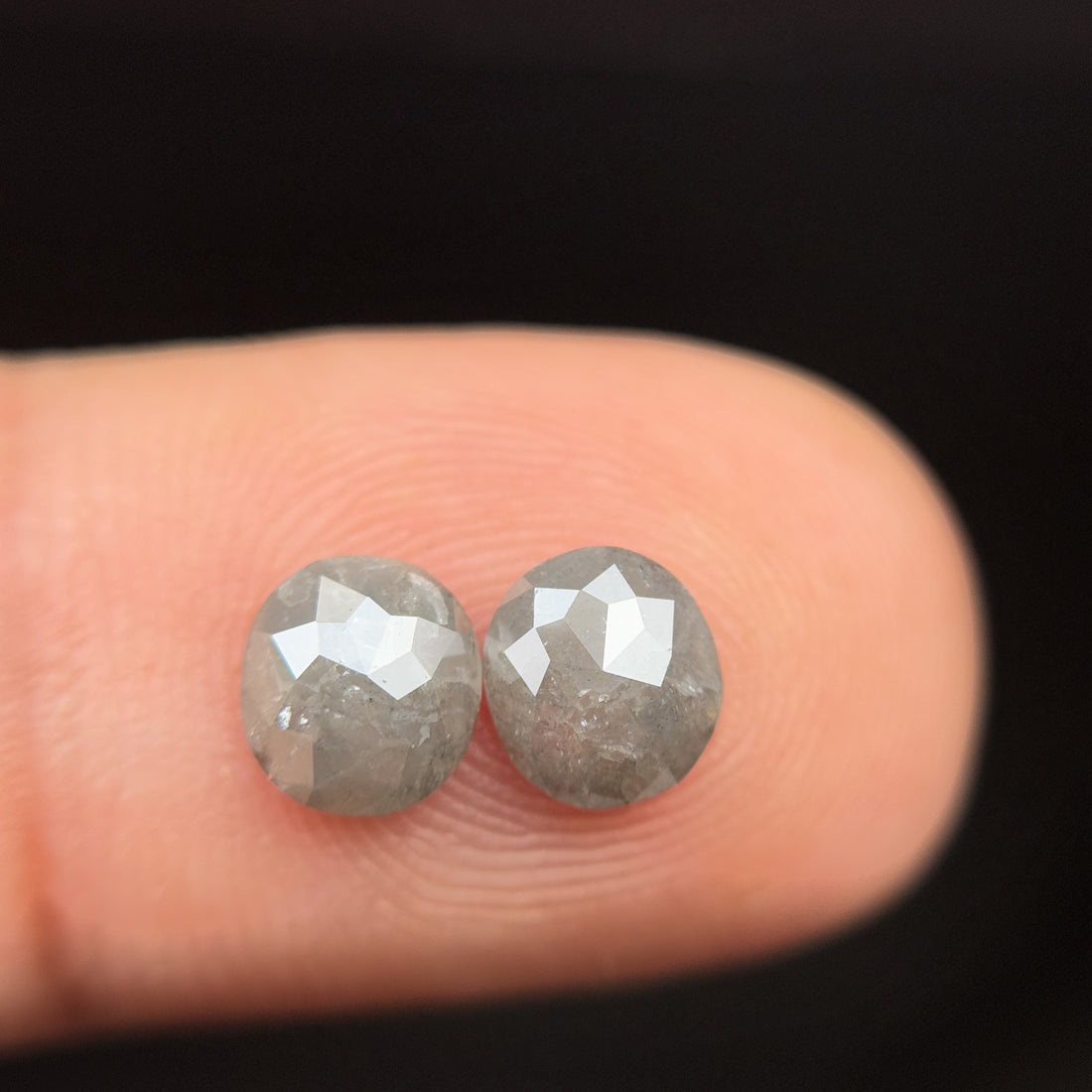 1.42 Ct Oval Rose Cut Grey Natural Salt and Pepper Diamond