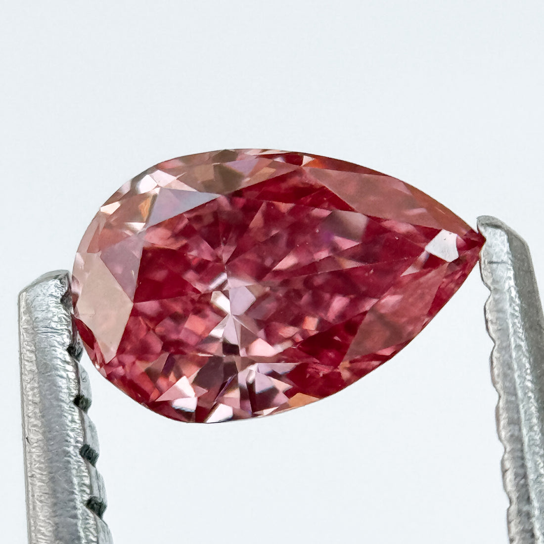 0.46 Ct Pear Brilliant Cut Pink Lab Grown Minimalist Diamond