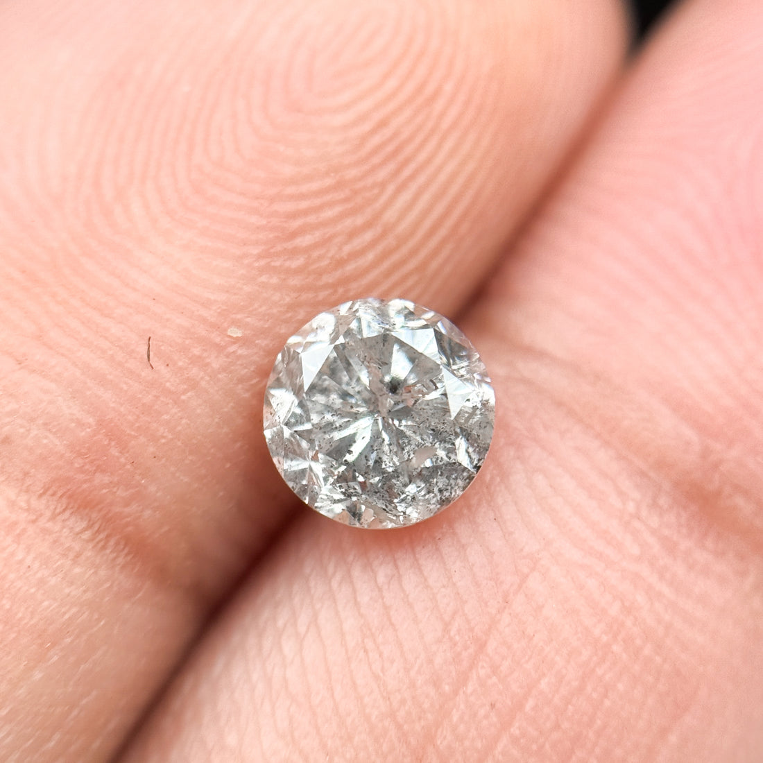 1.03 Ct Round Brilliant Cut Grey Natural Fancy Diamond