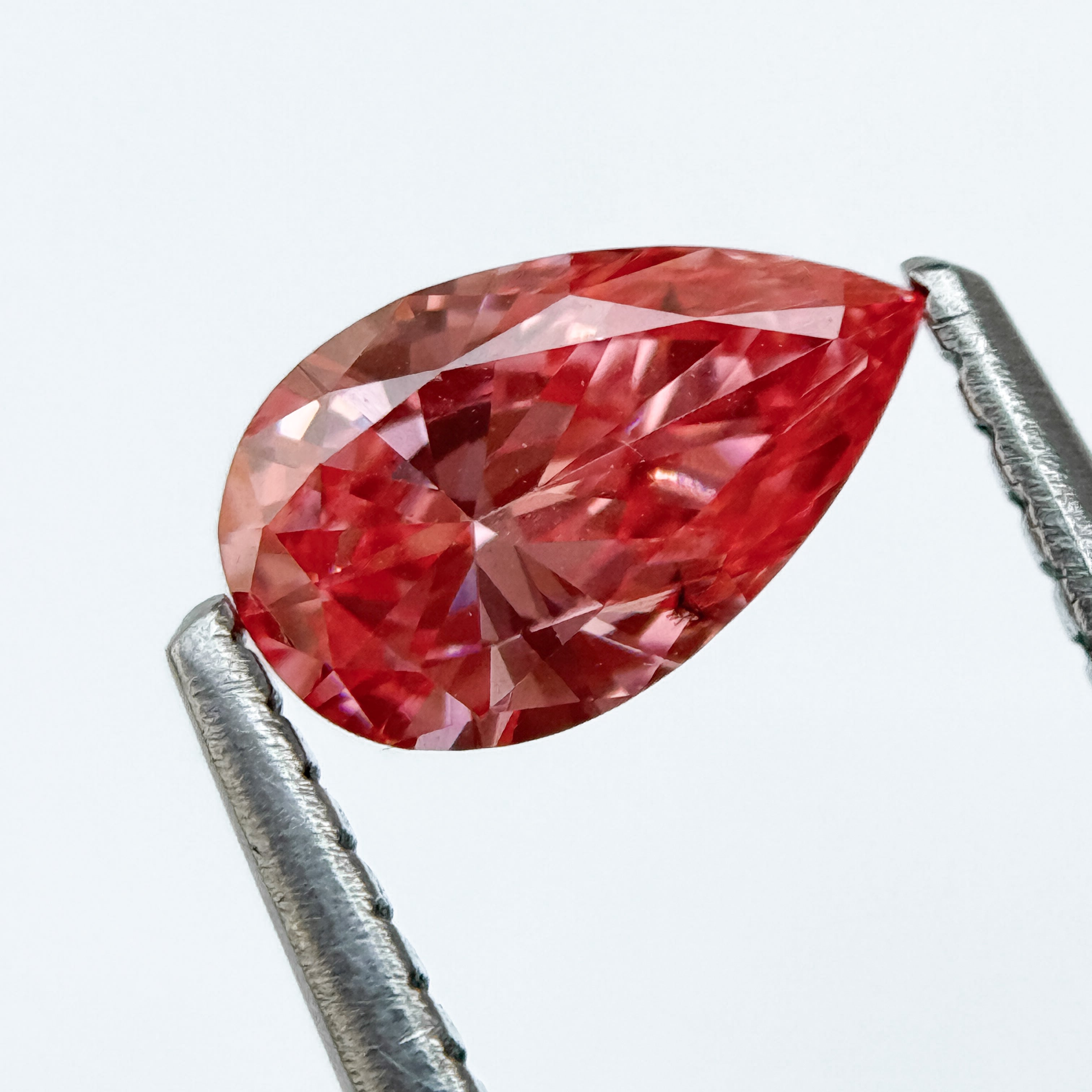 0.61 Ct Pear Brilliant Cut Pink Lab Grown Minimalist Diamond