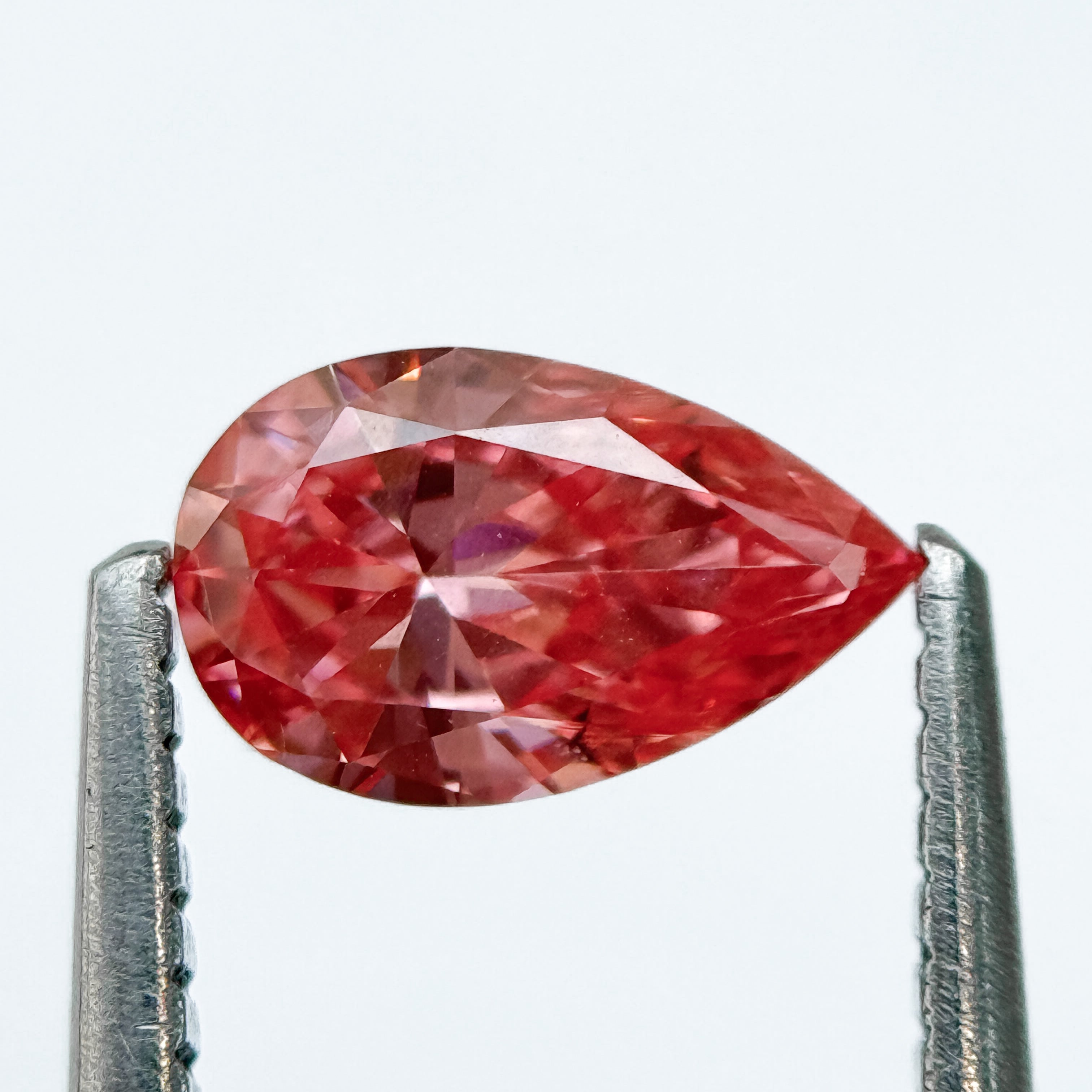 0.61 Ct Pear Brilliant Cut Pink Lab Grown Minimalist Diamond