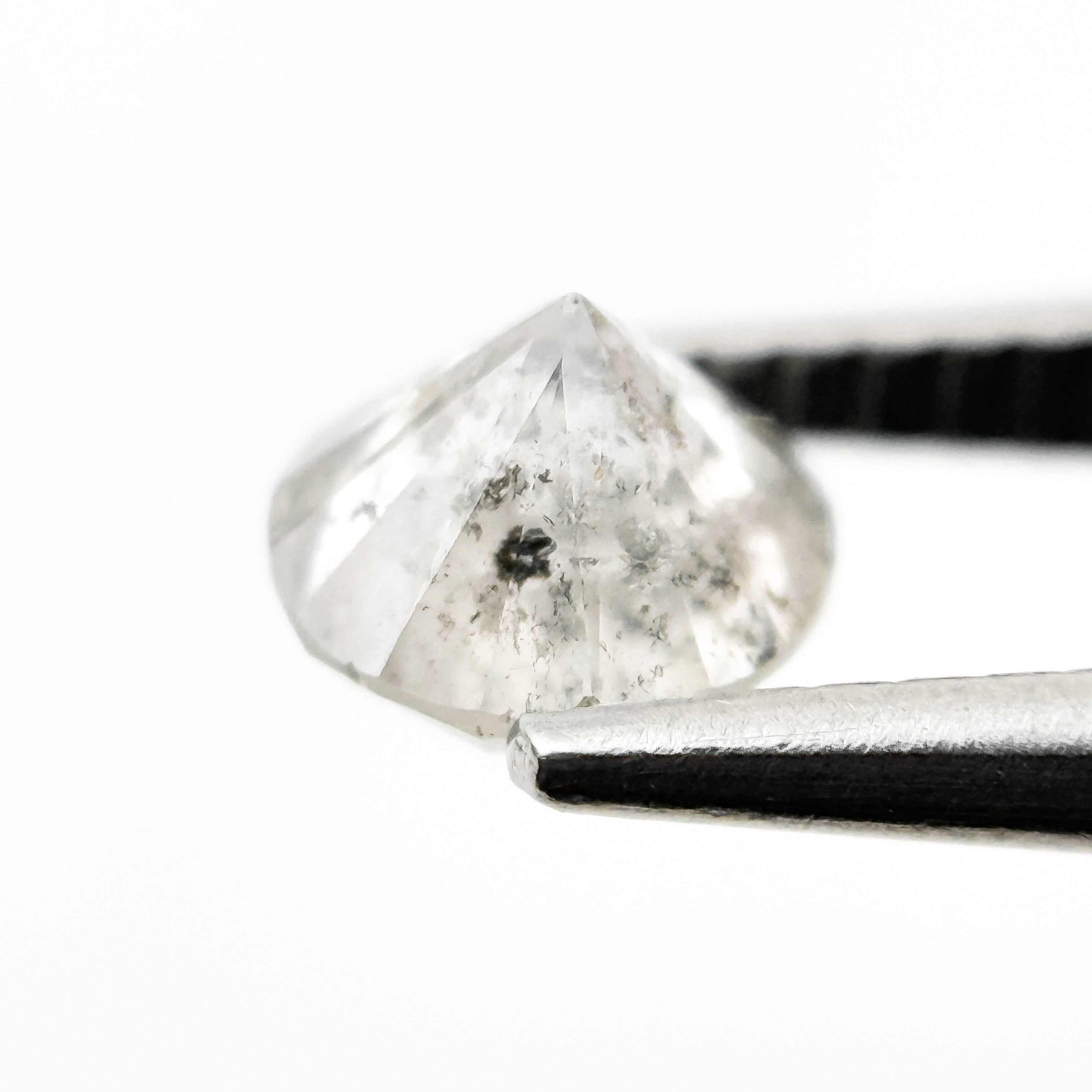 0.92 Ct Round Brilliant Cut Grey Natural Fancy Diamond