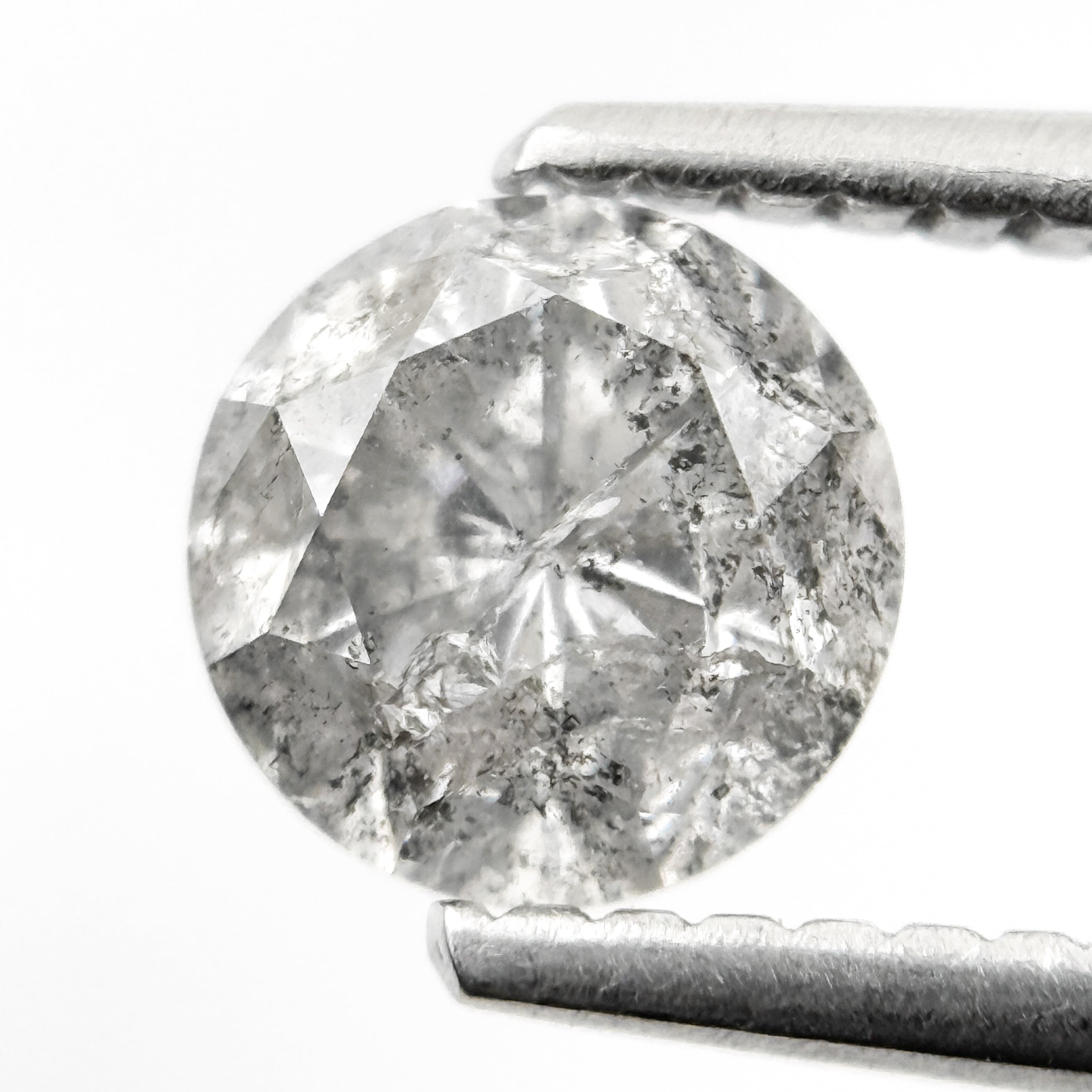 0.97 Ct Round Brilliant Cut Grey Natural Unique Diamond