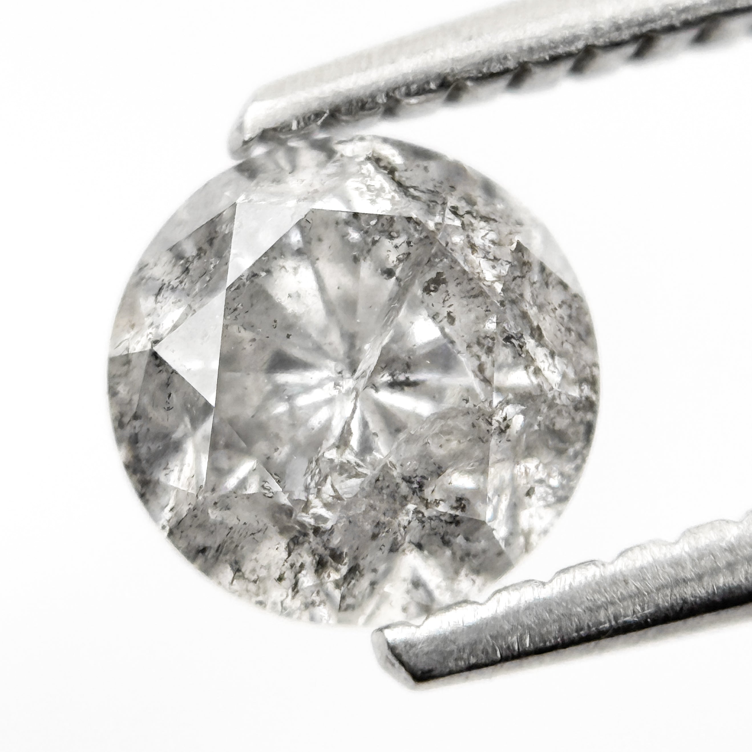 0.97 Ct Round Brilliant Cut Grey Natural Unique Diamond