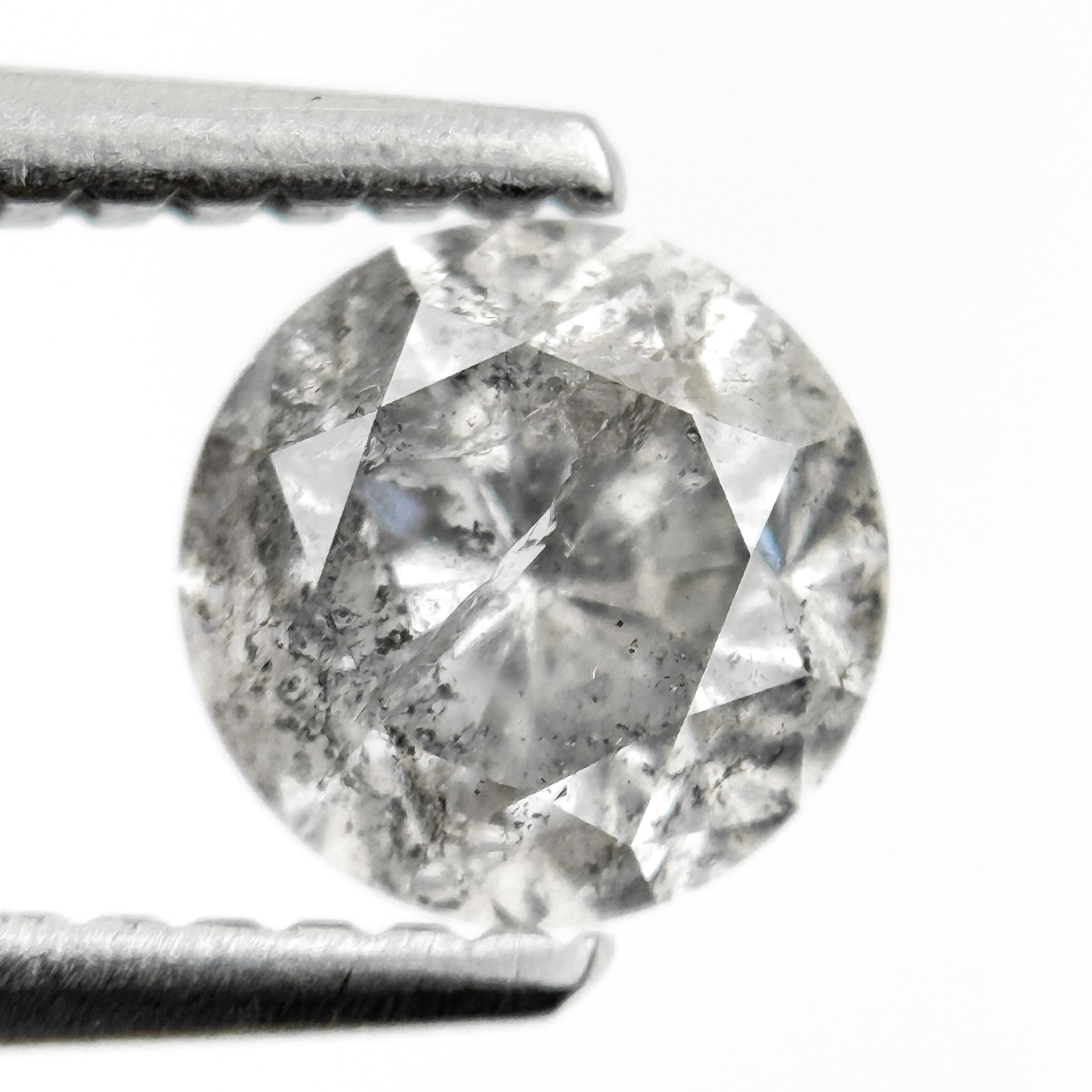 0.97 Ct Round Brilliant Cut Grey Natural Unique Diamond