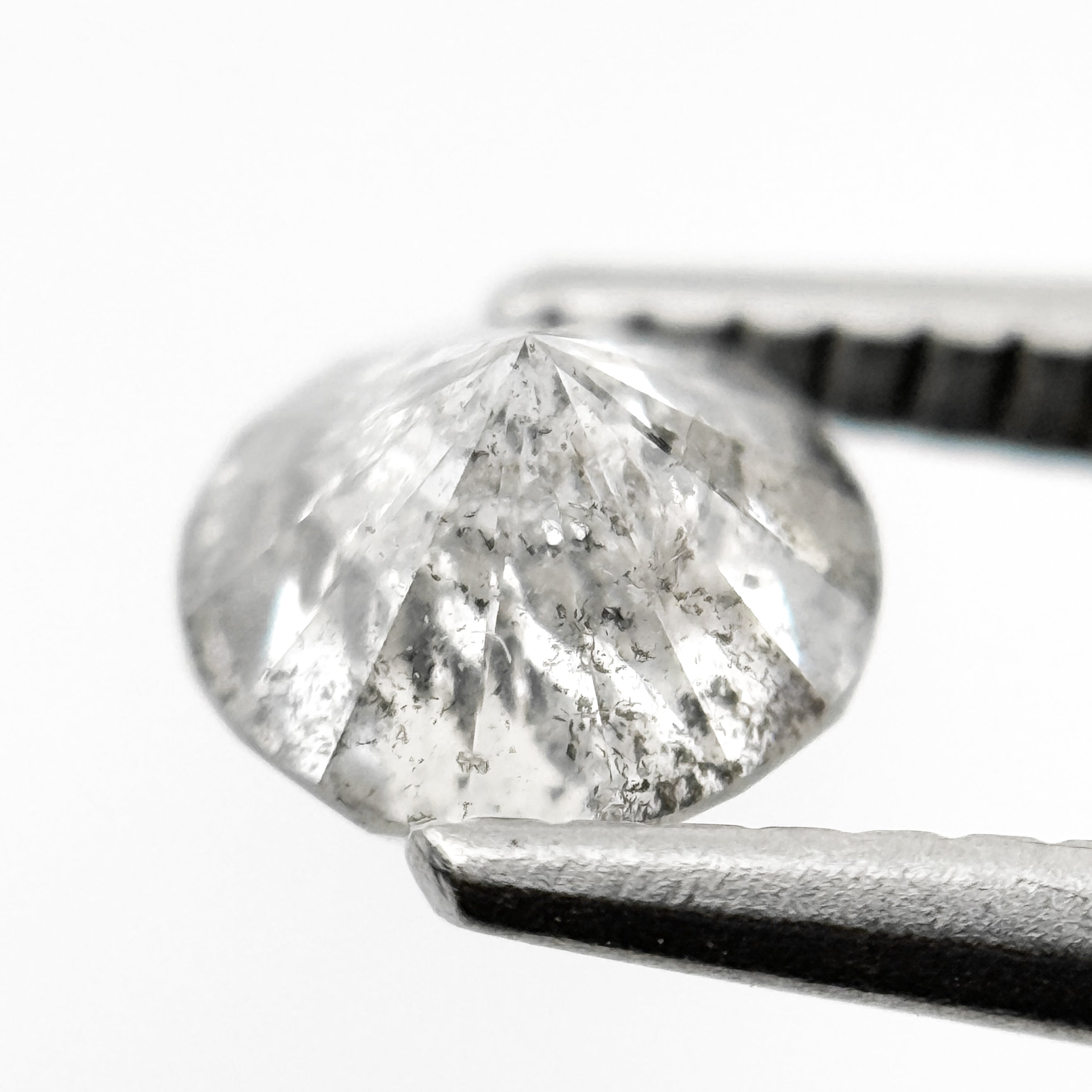 0.97 Ct Round Brilliant Cut Grey Natural Unique Diamond