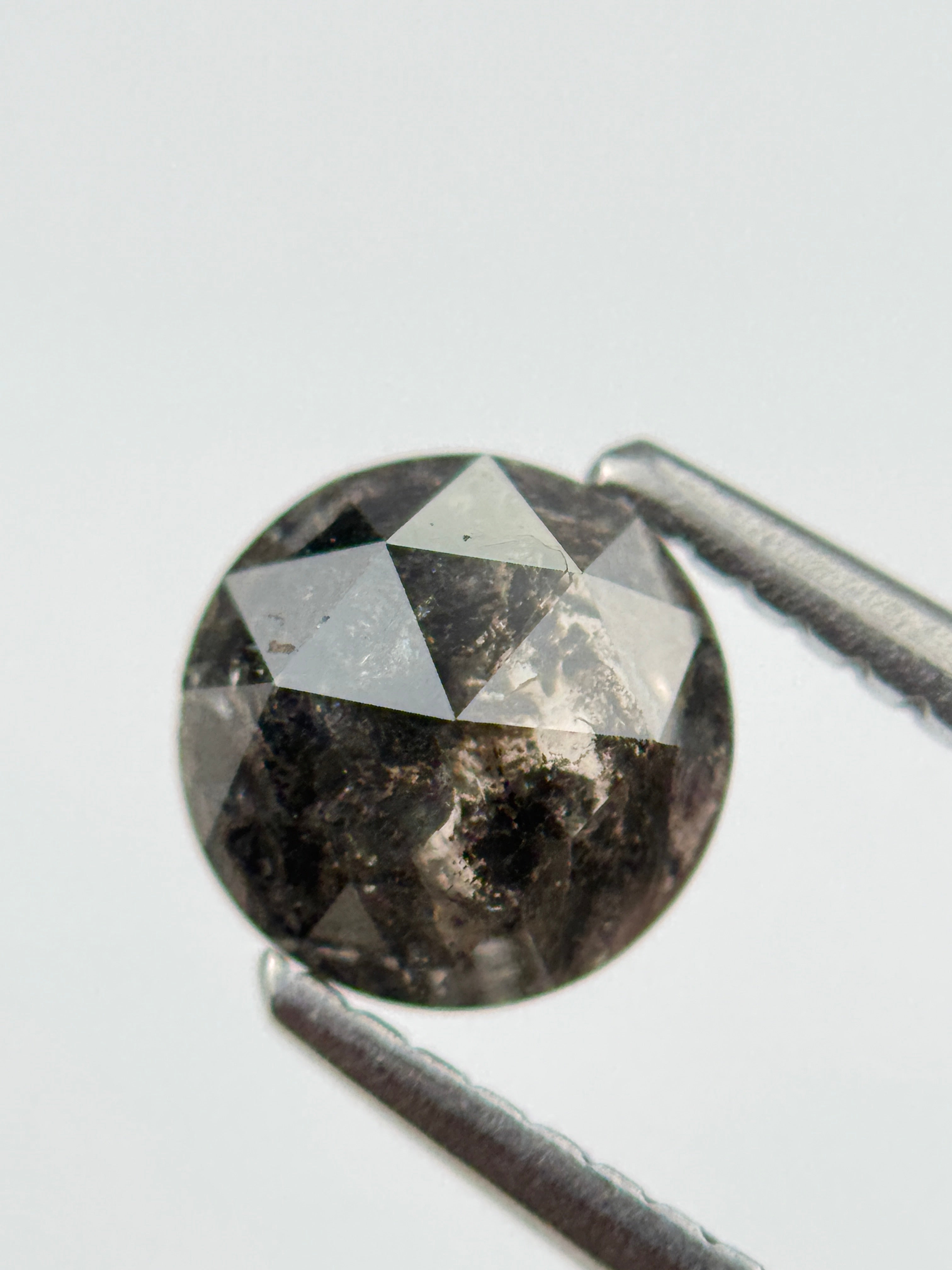 1.18 Ct Round Brilliant Cut Black Natural Diamond