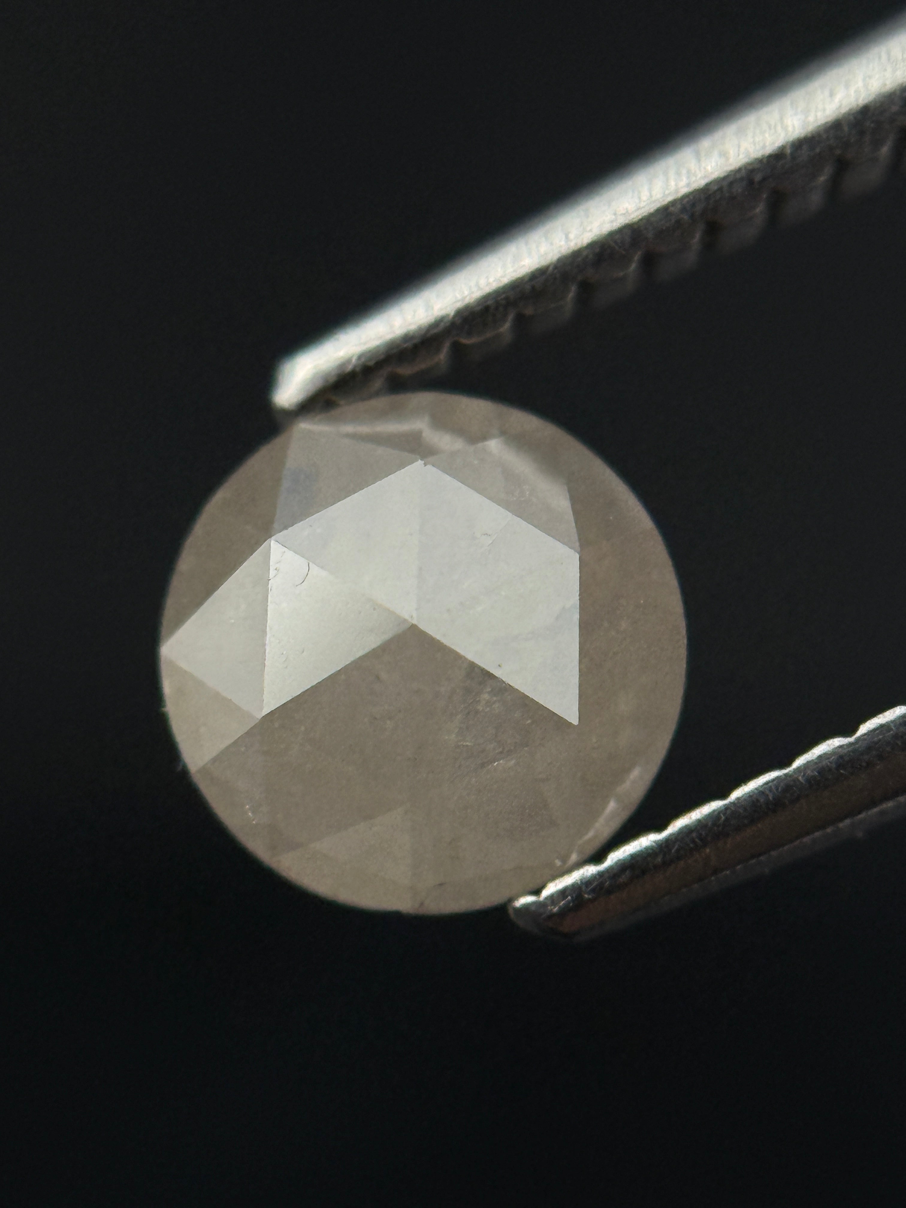 0.85 Ct Round Brilliant Cut Milky White Natural Diamond