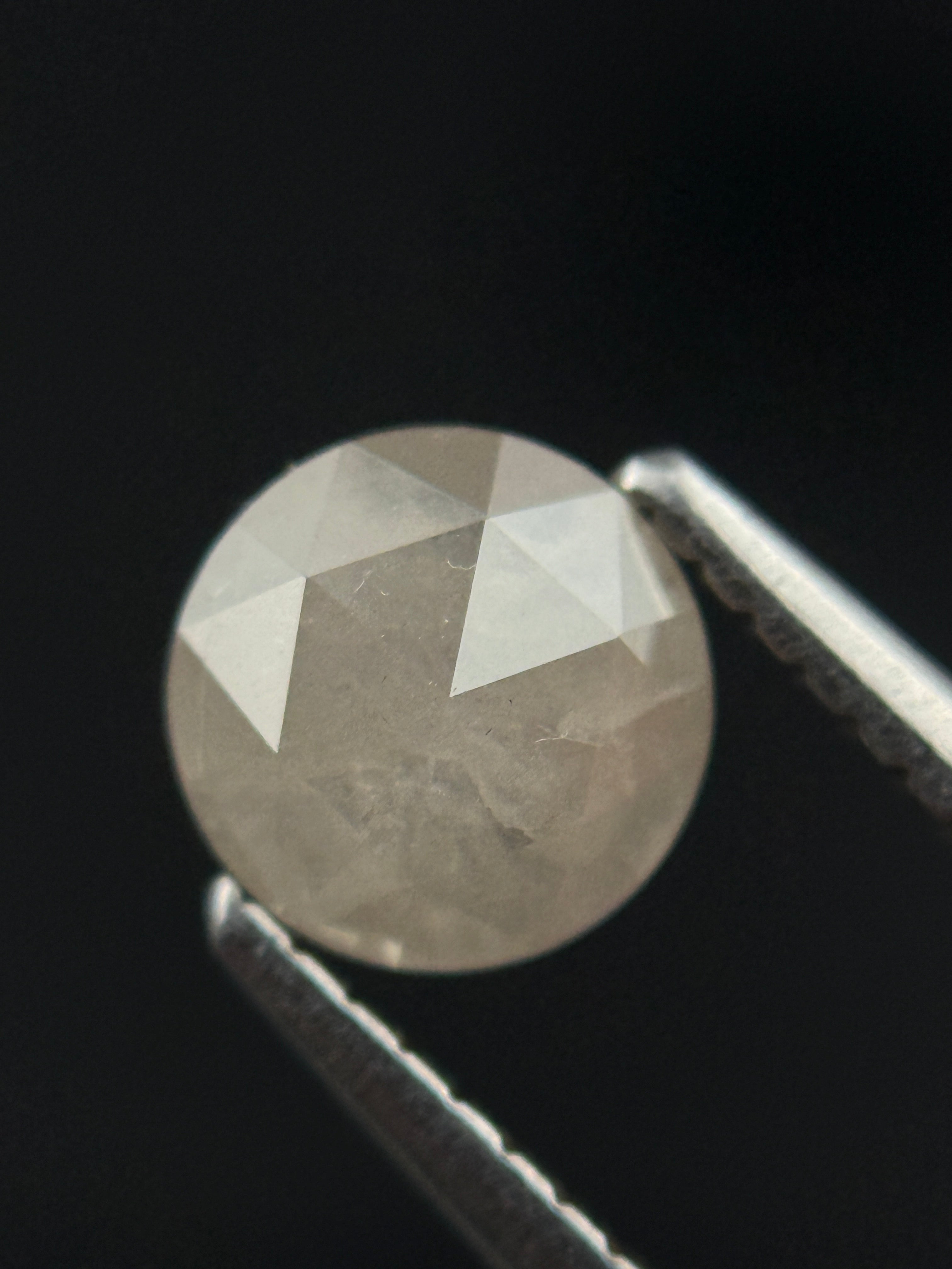 0.85 Ct Round Brilliant Cut Milky White Natural Diamond