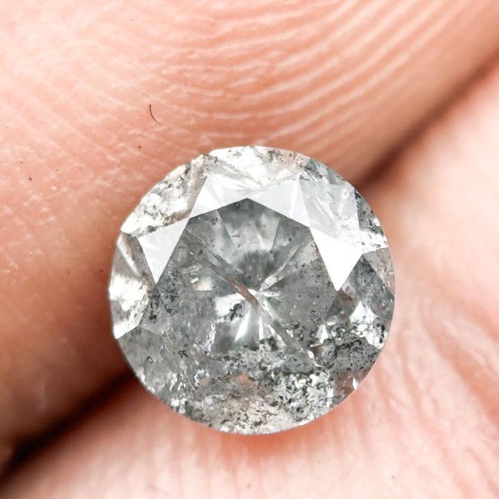 0.97 Ct Round Brilliant Cut Grey Natural Unique Diamond