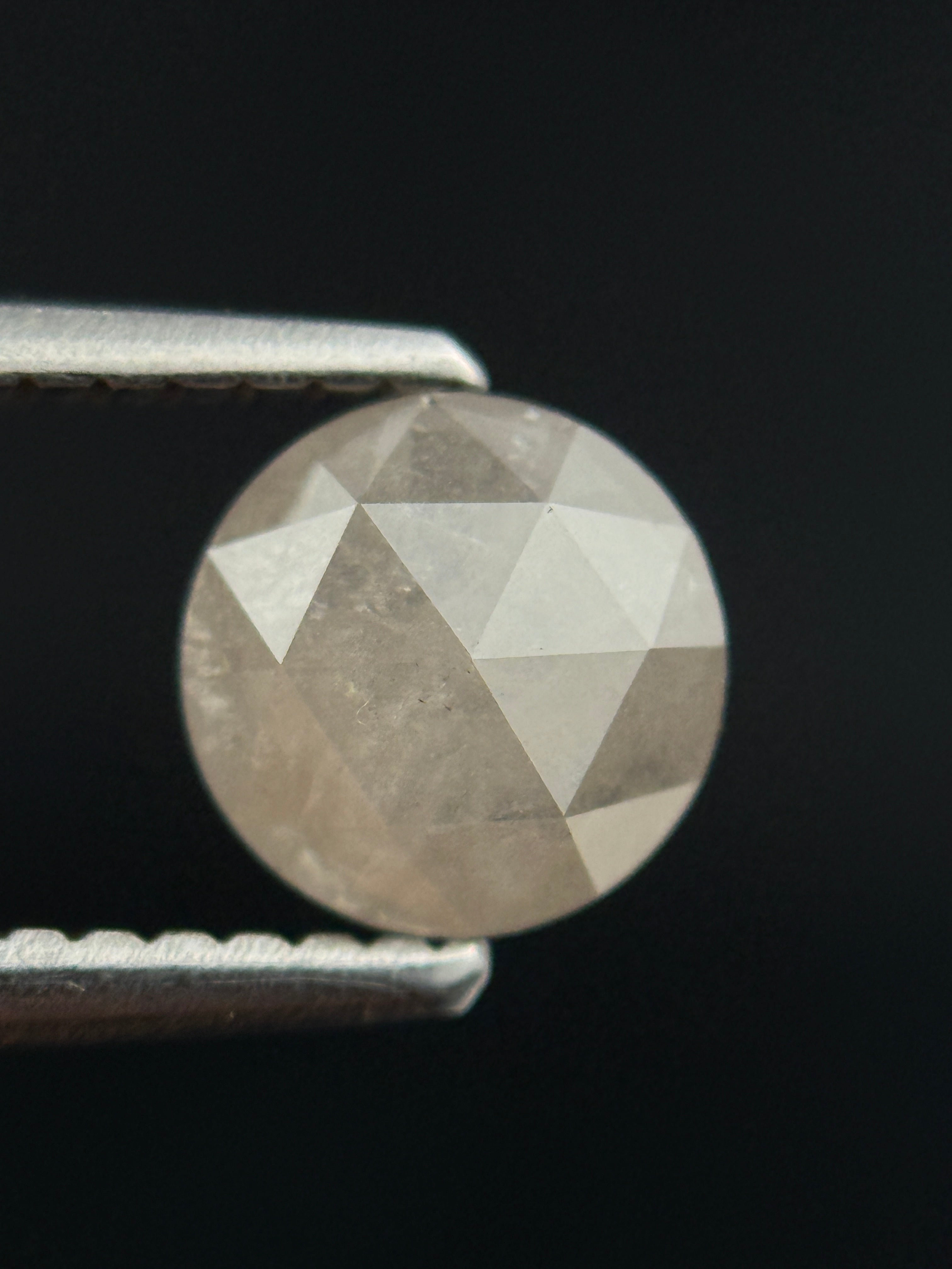 0.85 Ct Round Brilliant Cut Milky White Natural Diamond