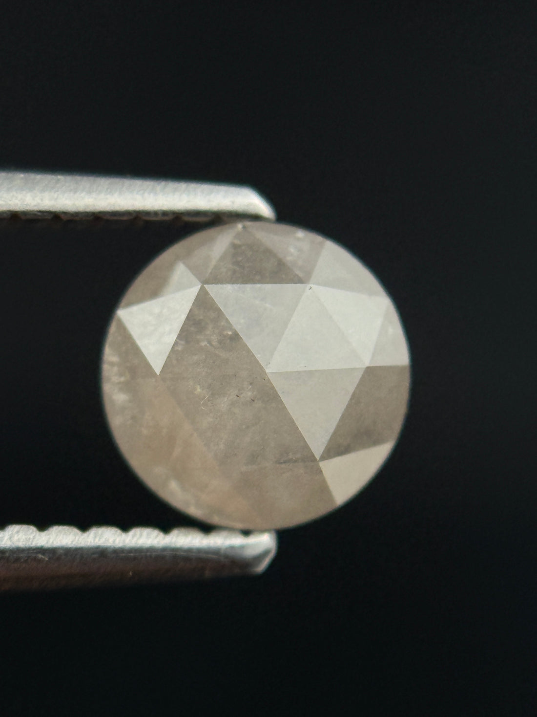 0.85 Ct Round Brilliant Cut Milky White Natural Diamond