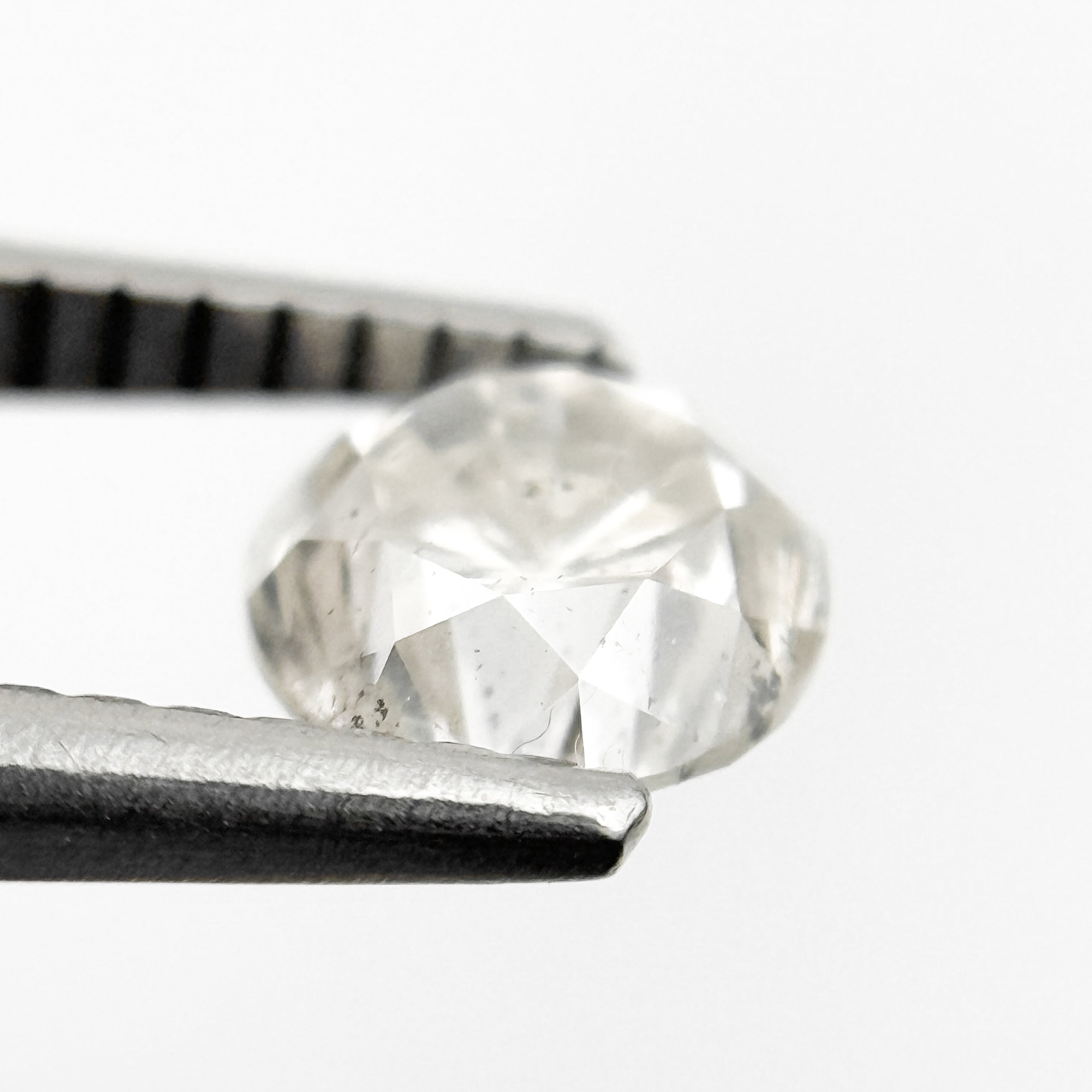 0.92 Ct Round Brilliant Cut Grey Natural Unique Diamond