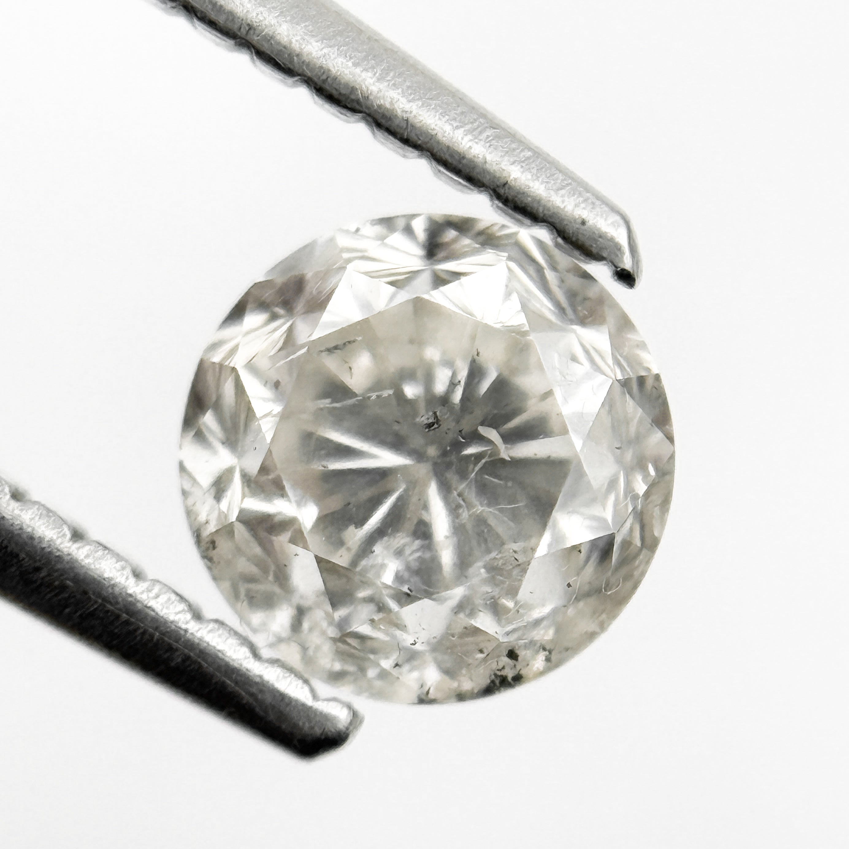 0.92 Ct Round Brilliant Cut Grey Natural Unique Diamond