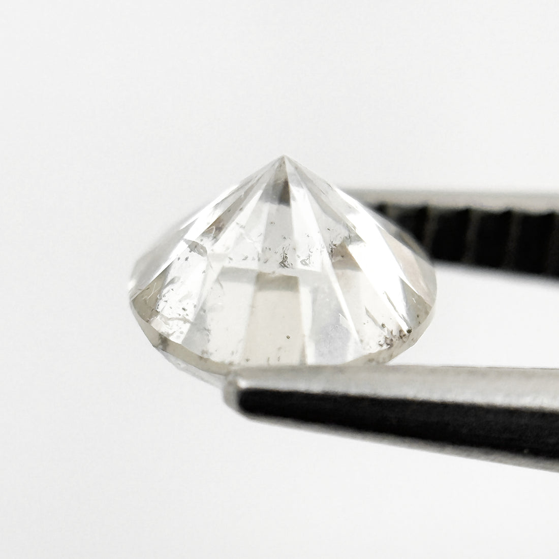 0.92 Ct Round Brilliant Cut Grey Natural Unique Diamond