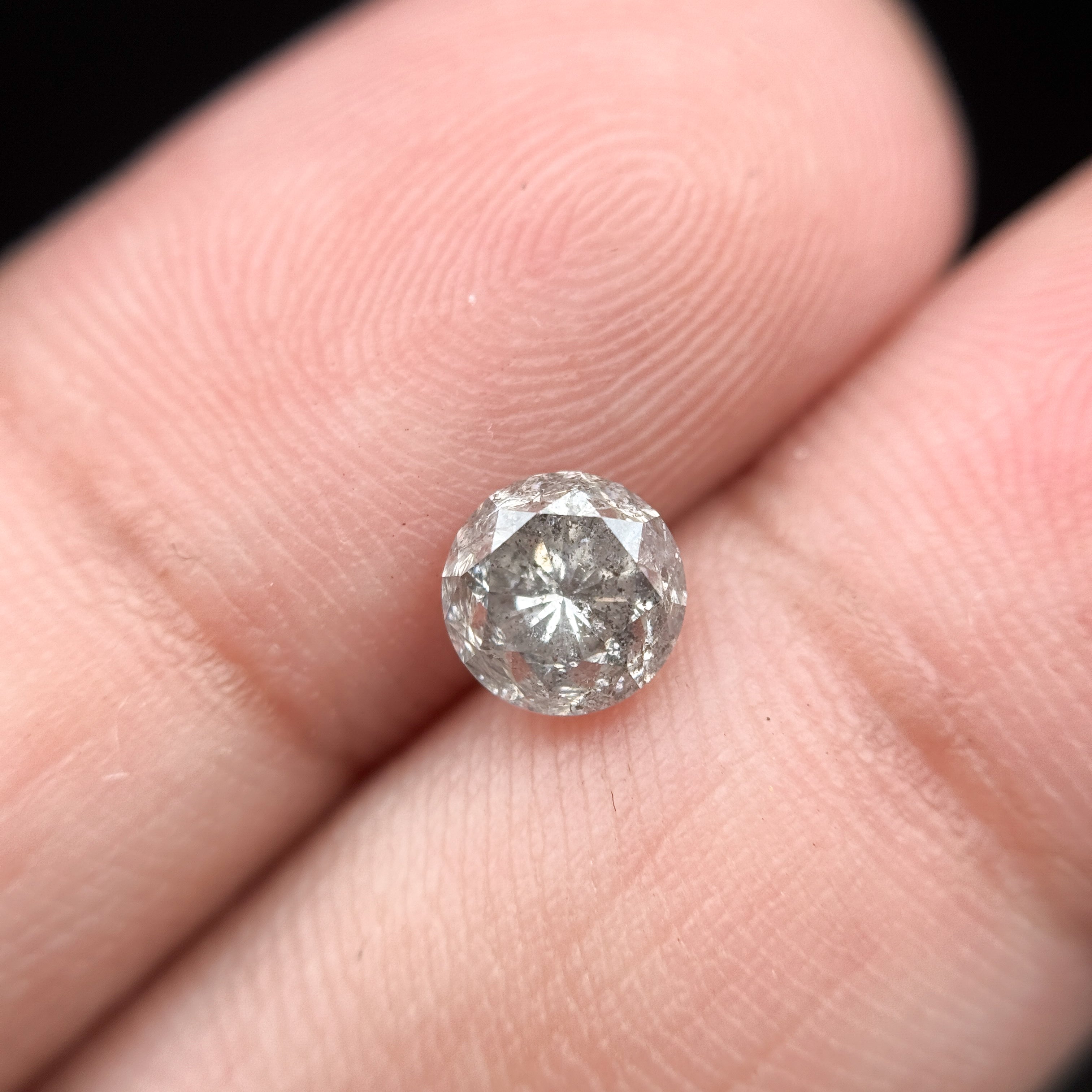 1.08 Ct Round Brilliant Cut Grey Natural Fancy Diamond