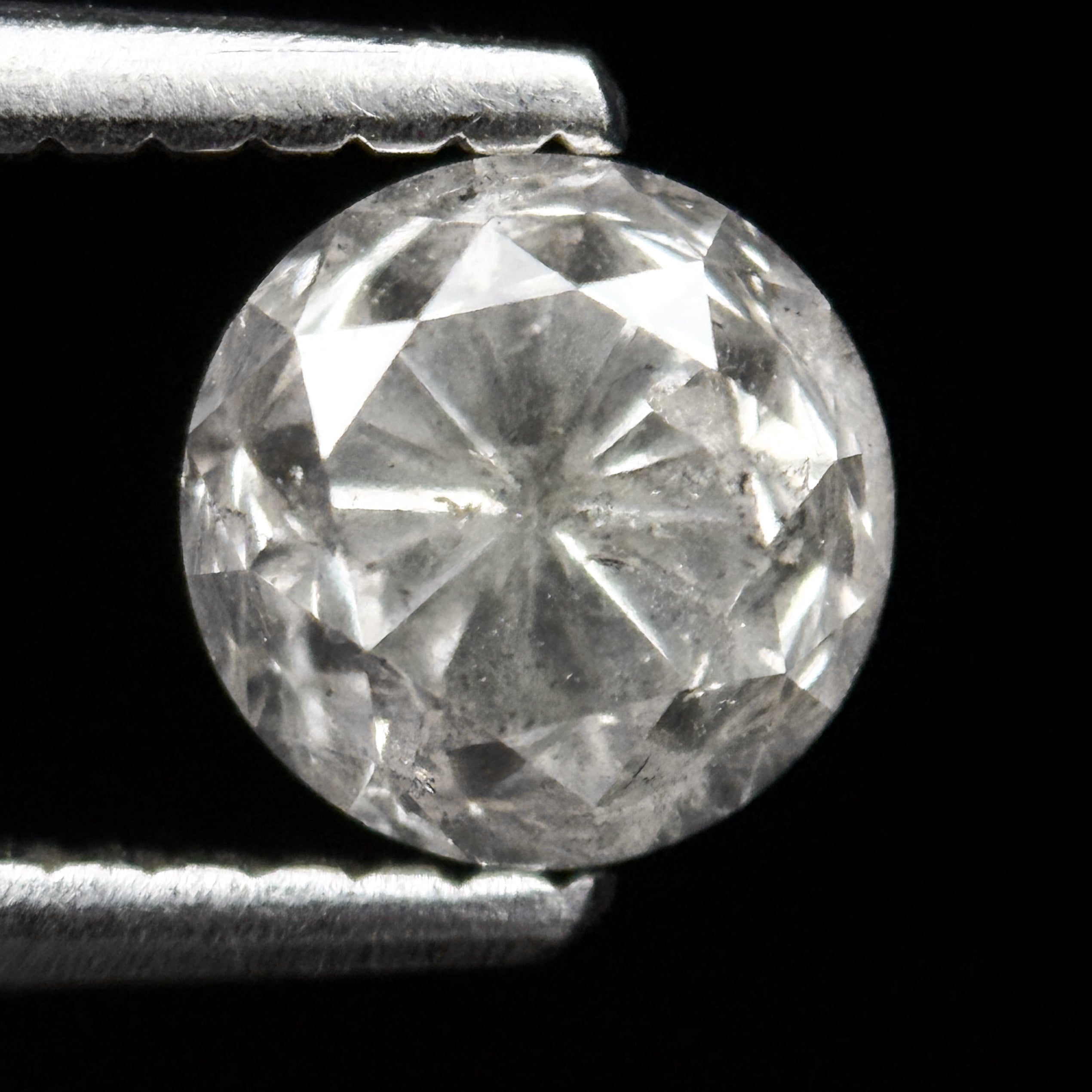 1.00 Ct Round Brilliant Cut Grey Natural Salt and Pepper Diamond