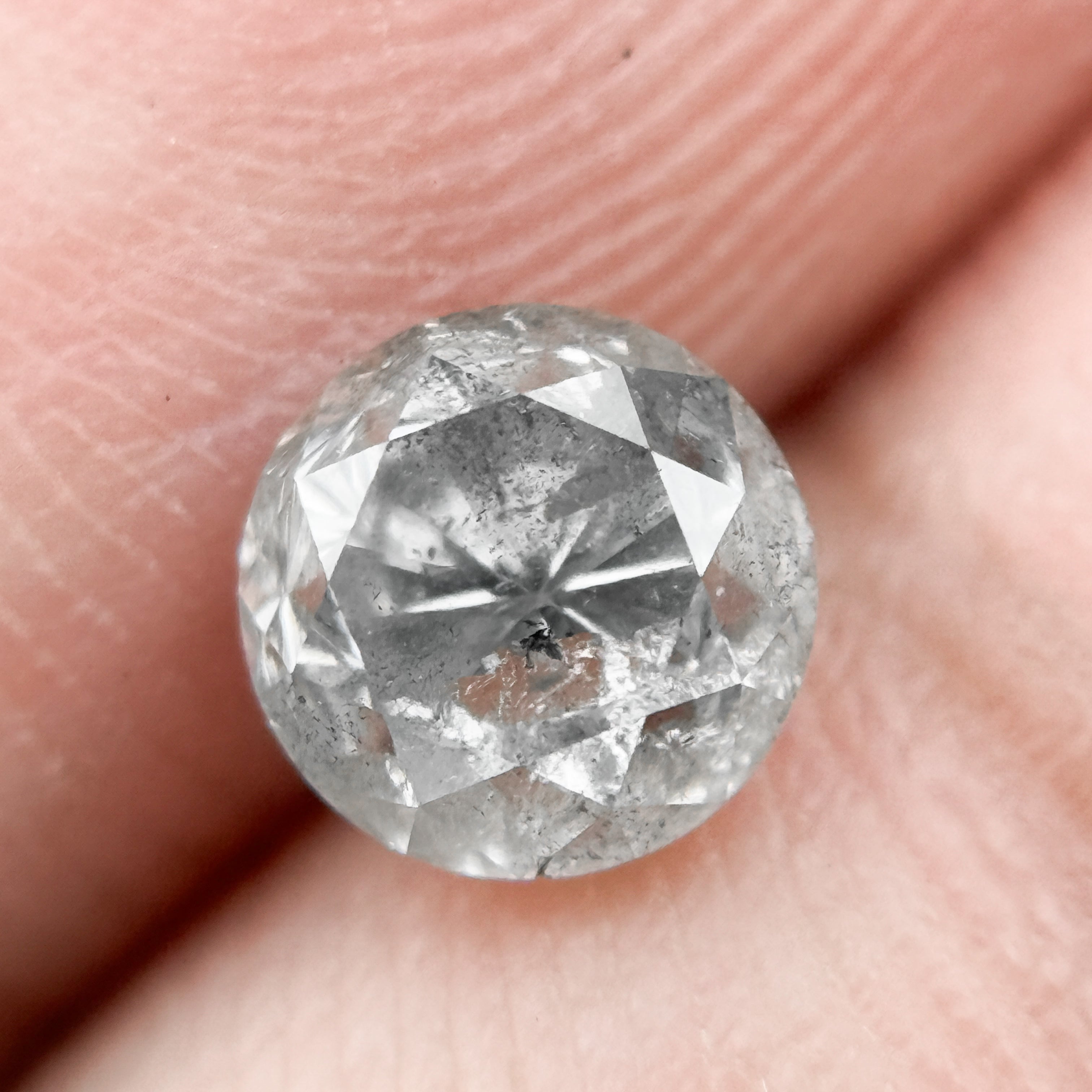 0.91 Ct Round Brilliant Cut Grey Natural Salt and Pepper Diamond
