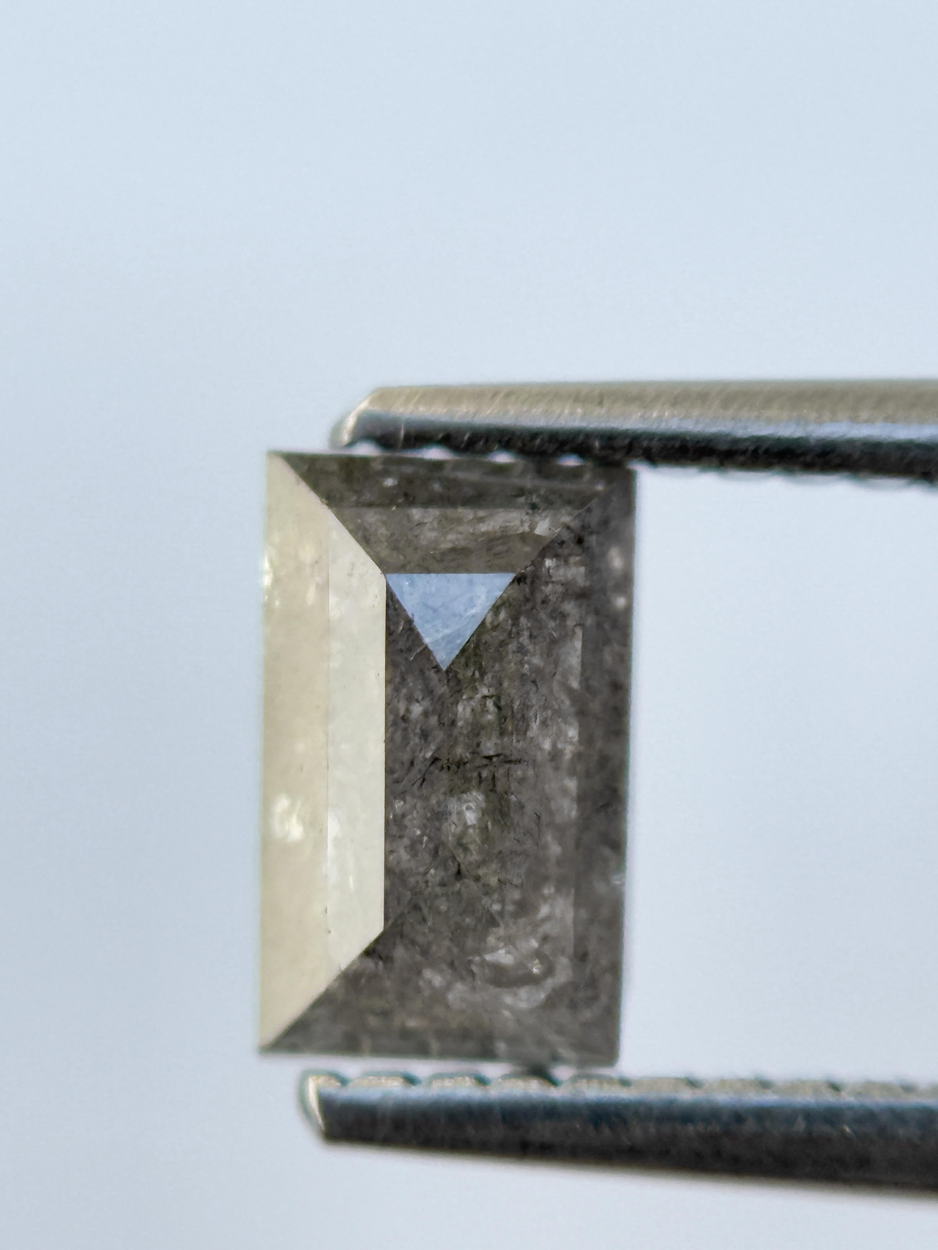 0.83 Ct Baguette Rose Cut Grey Natural Salt and Pepper Diamond