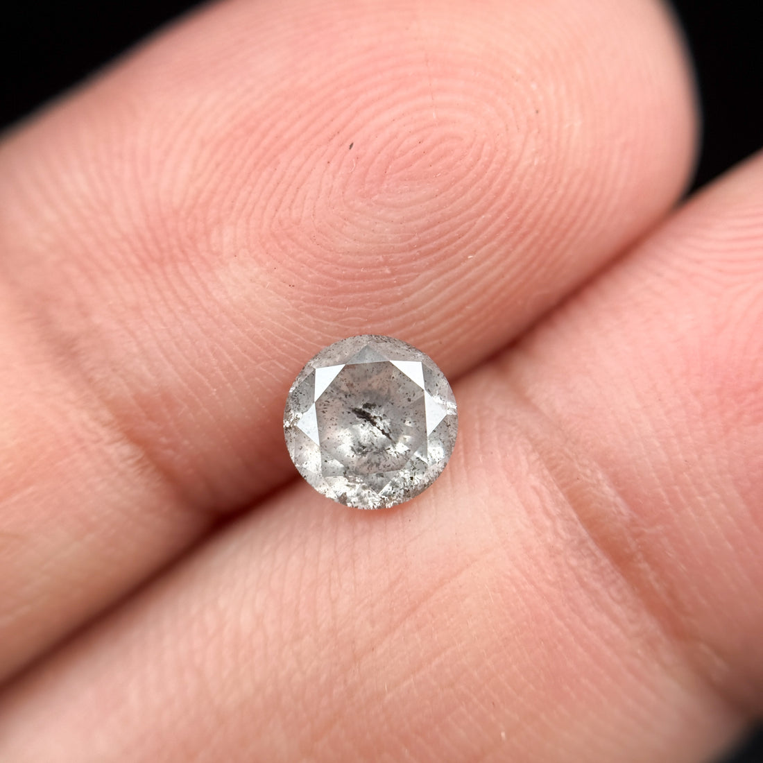 0.83 Ct Round Brilliant Cut Grey Natural Minimalist Diamond
