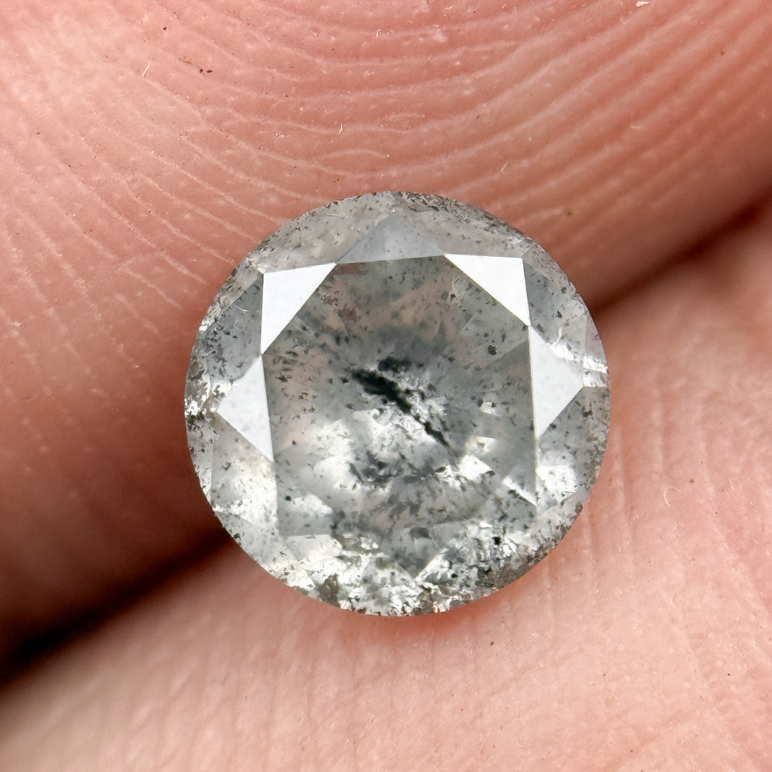 0.83 Ct Round Brilliant Cut Grey Natural Minimalist Diamond