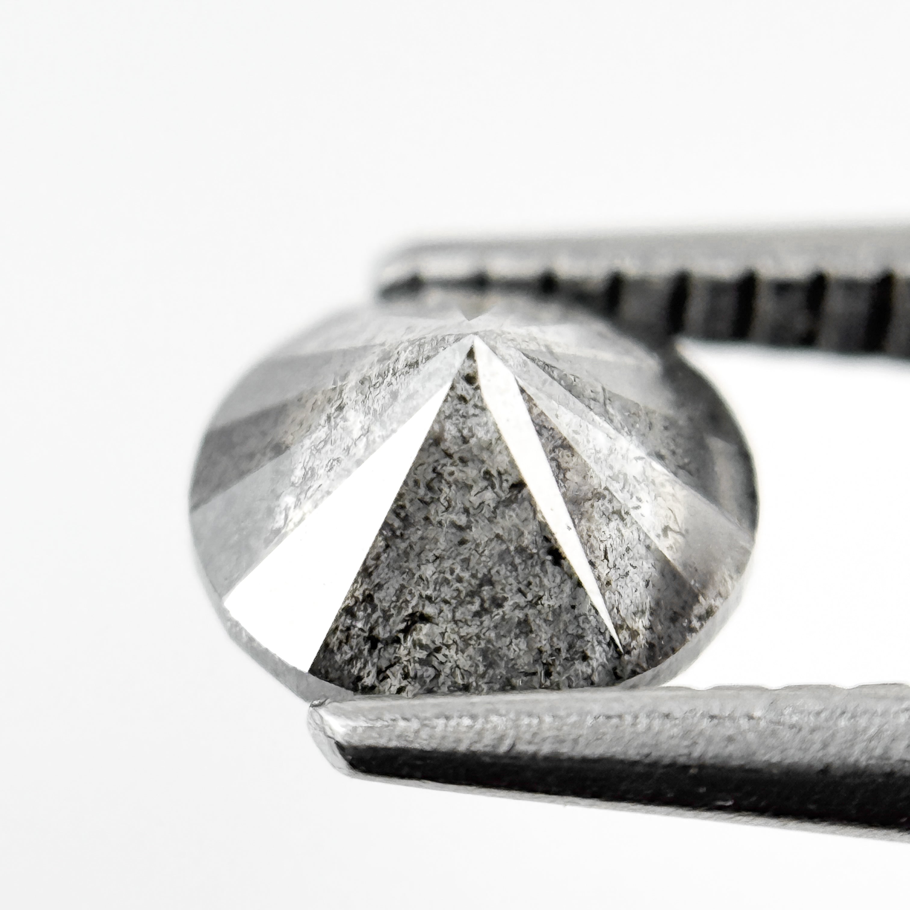 1.28 Ct Round Brilliant Cut Grey Natural Minimalist Diamond