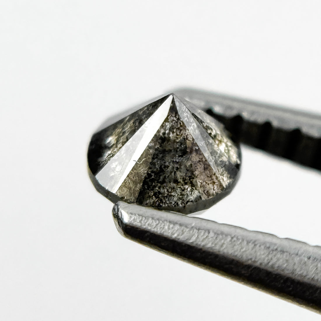 0.38 Ct Round Brilliant Cut Grey Natural Fancy Diamond