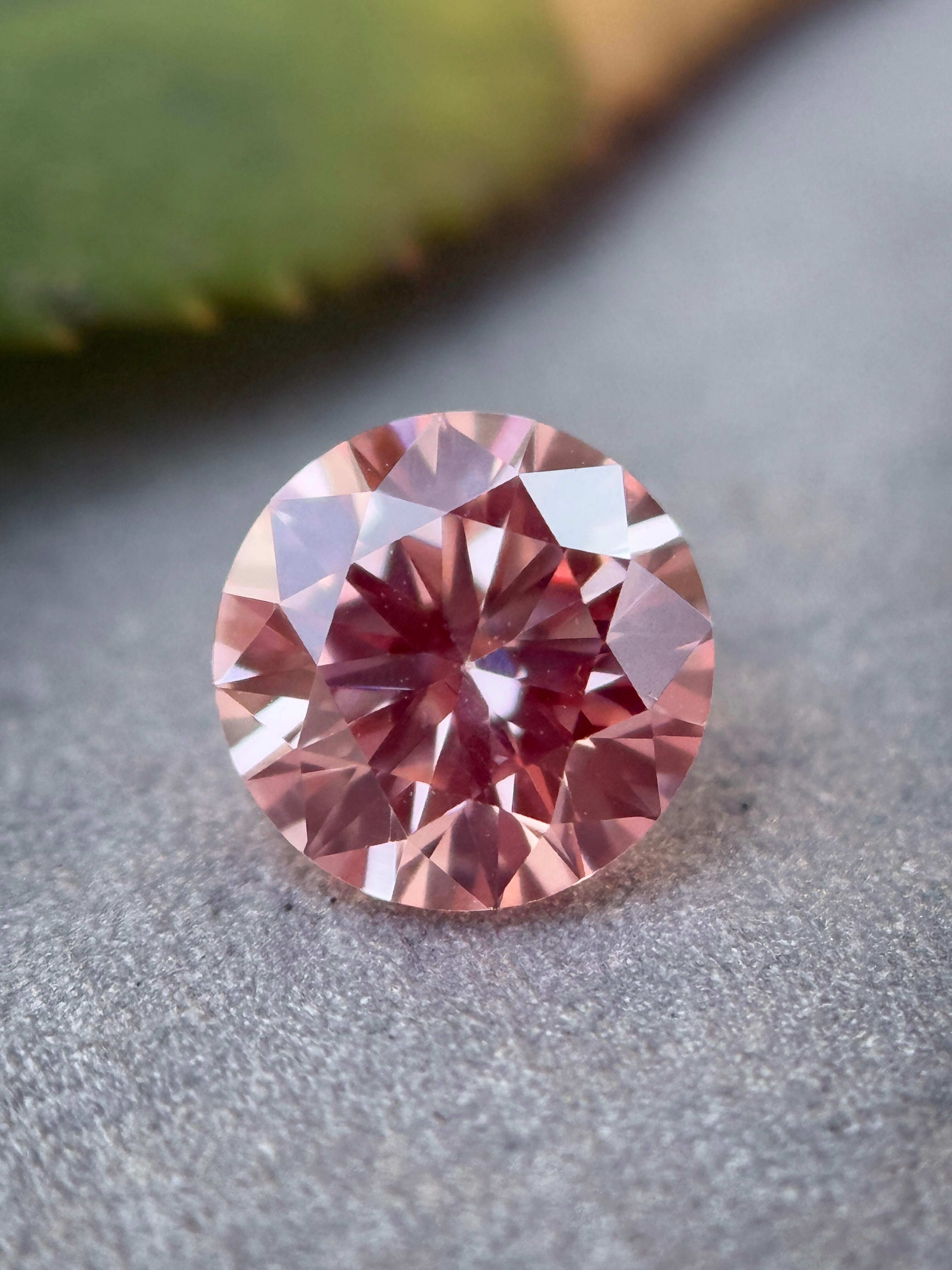 0.57 Ct Round Brilliant Cut Pink Natural Loose Diamond