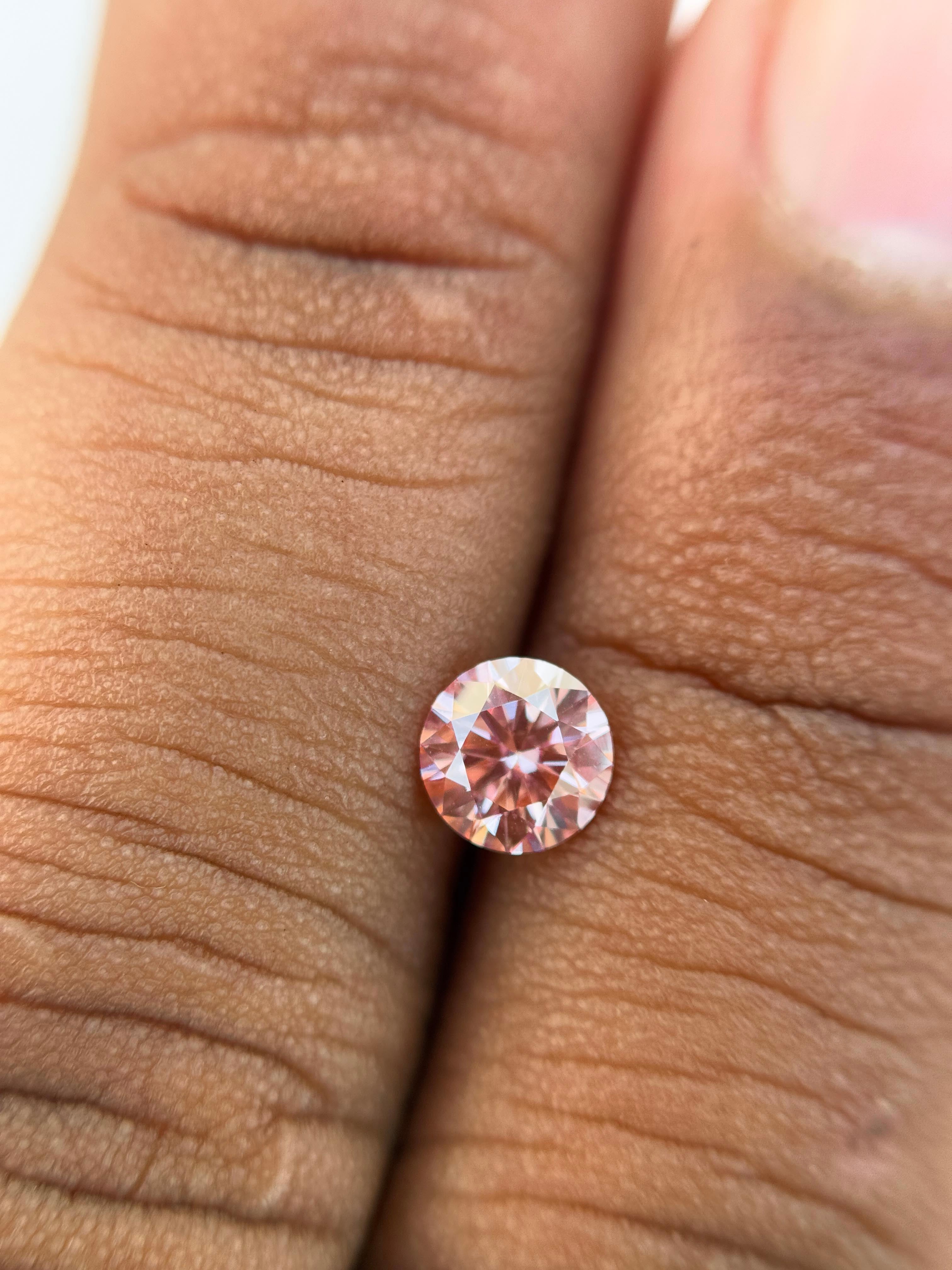0.57 Ct Round Brilliant Cut Pink Natural Loose Diamond