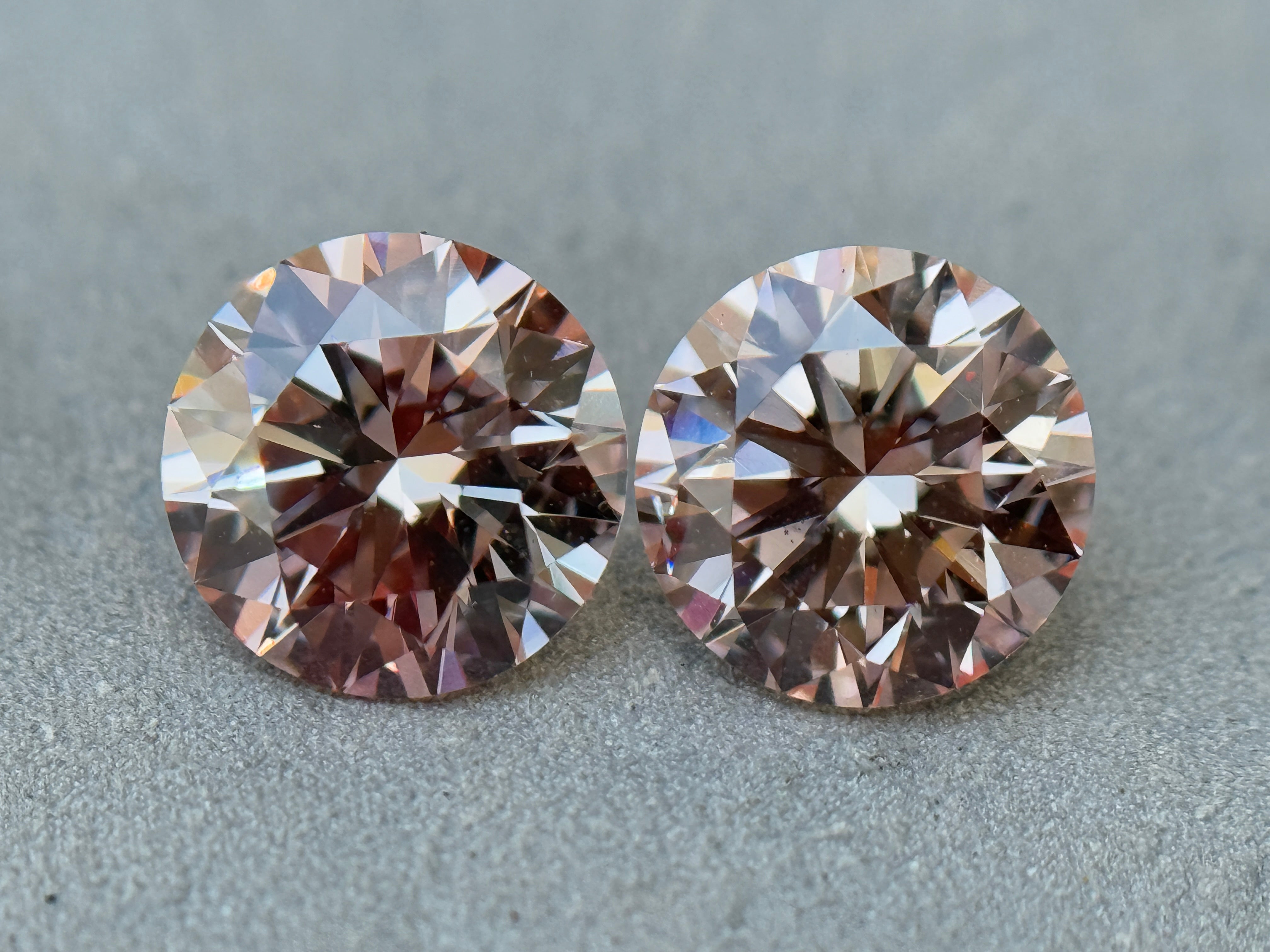 2.29 Ct Round Brilliant Cut Pink Natural Salt and Pepper Diamond