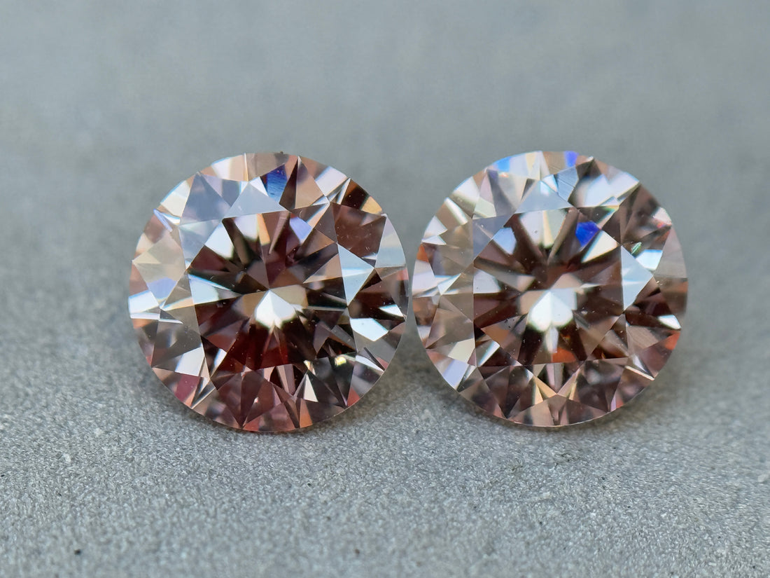 2.29 Ct Round Brilliant Cut Pink Natural Salt and Pepper Diamond