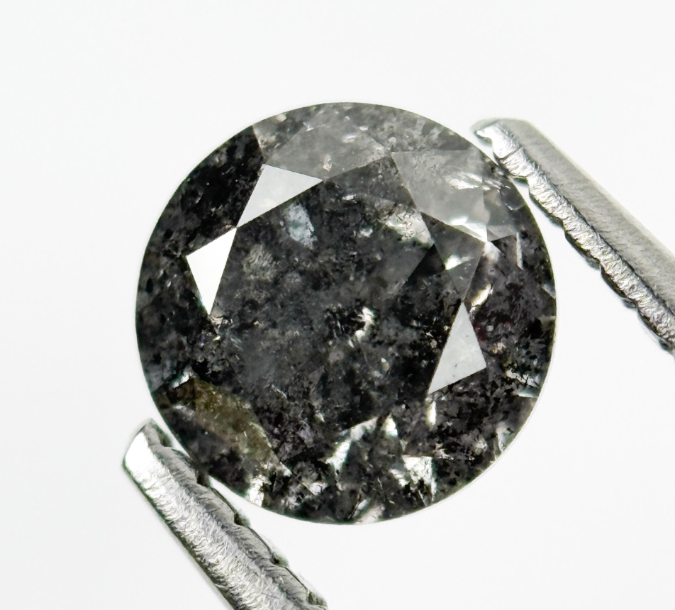 0.90 Ct Round Brilliant Cut Grey Natural Galaxy Diamond