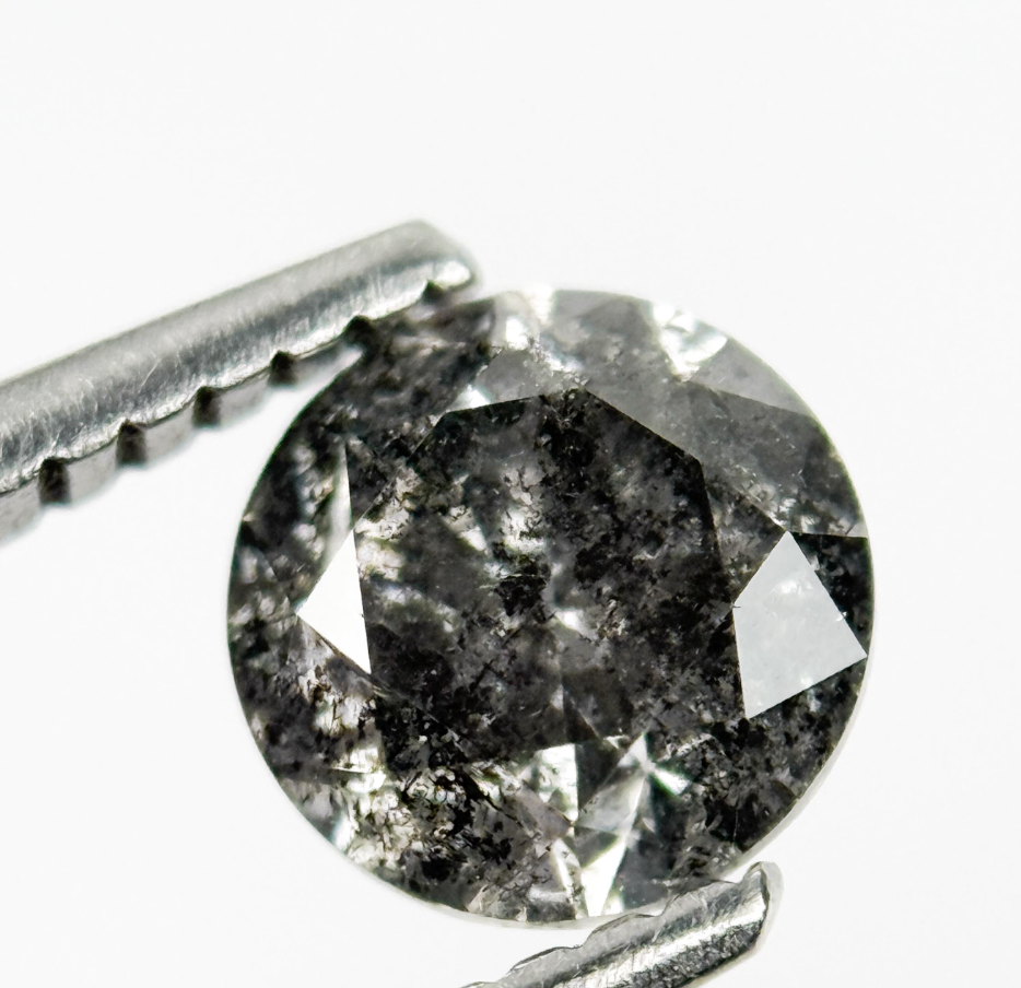 0.90 Ct Round Brilliant Cut Grey Natural Galaxy Diamond