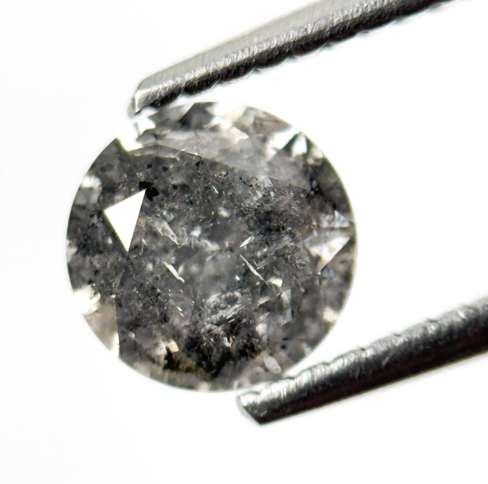 0.90 Ct Round Brilliant Cut Grey Natural Vintage Diamond
