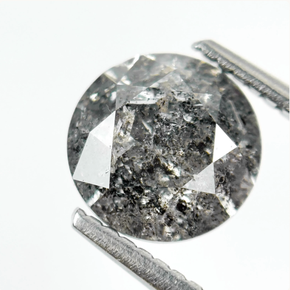 1.95 Ct Round Brilliant Cut Grey Natural Loose Diamond