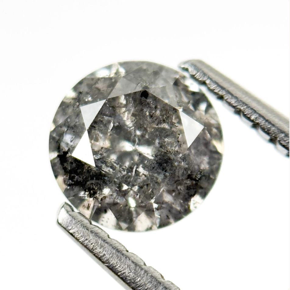 0.90 Ct Round Brilliant Cut Grey Natural Vintage Diamond