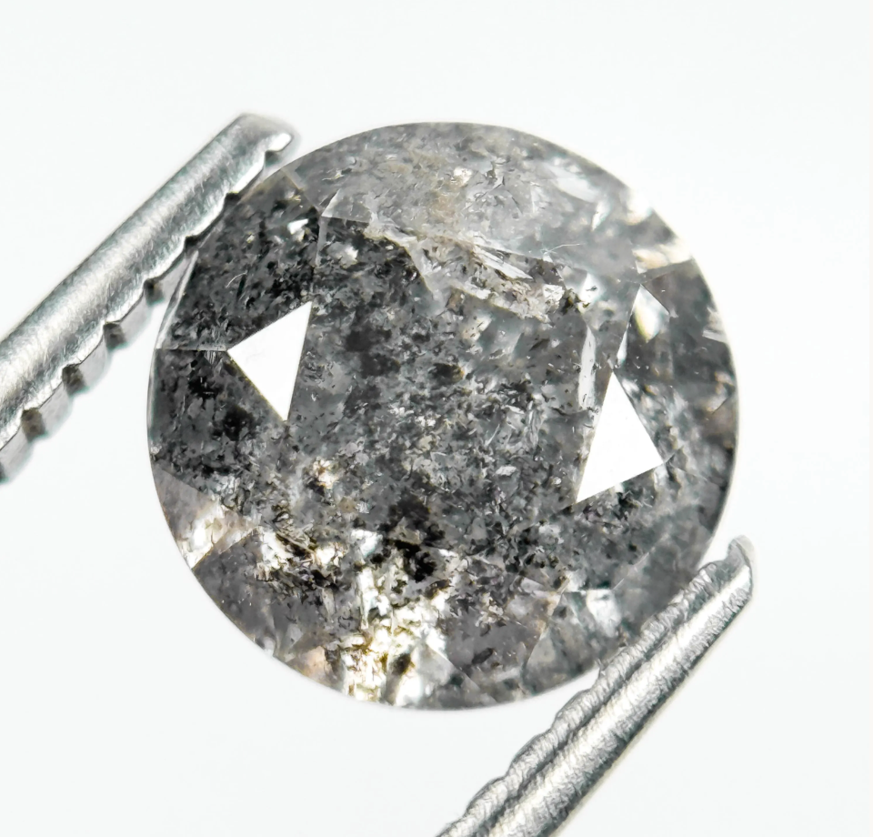1.95 Ct Round Brilliant Cut Grey Natural Loose Diamond