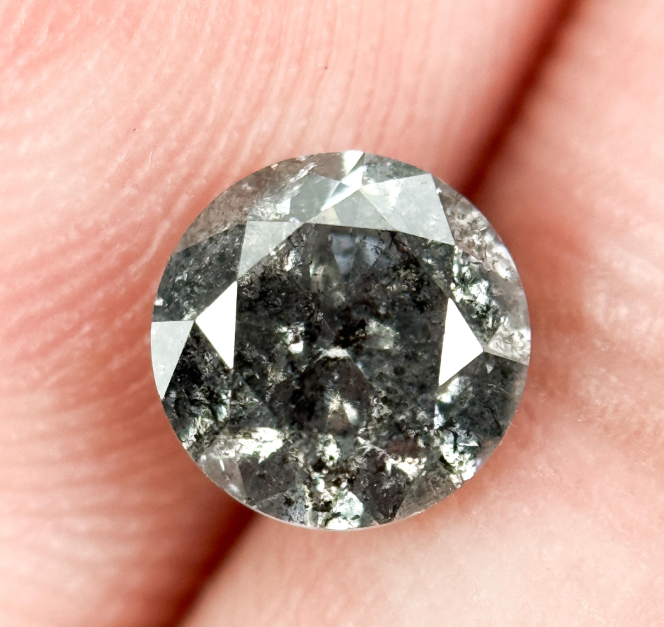 0.90 Ct Round Brilliant Cut Grey Natural Galaxy Diamond