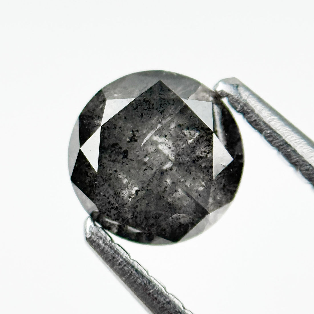 0.96 Ct Round Brilliant Cut Grey Natural Galaxy Diamond