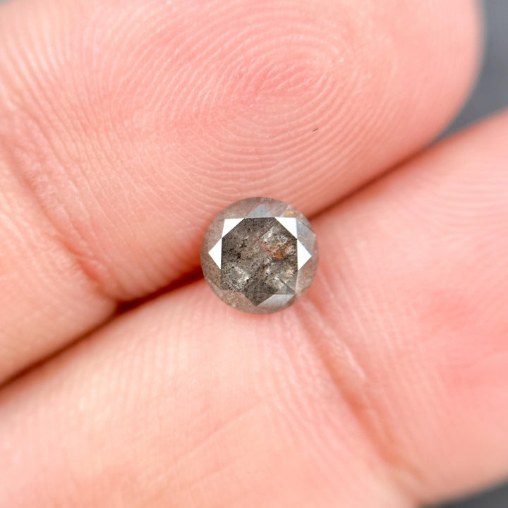0.96 Ct Round Brilliant Cut Grey Natural Galaxy Diamond